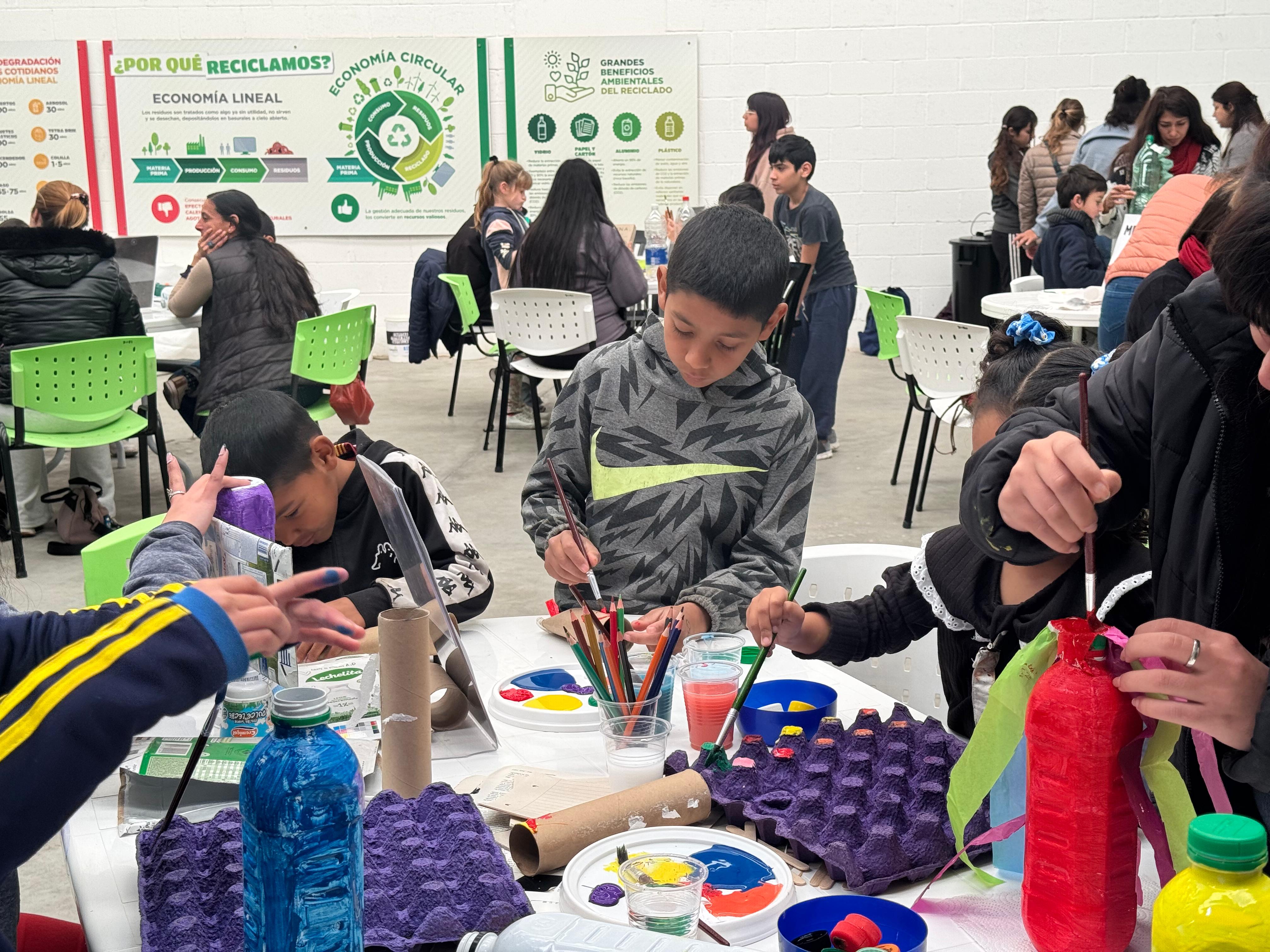 NOTICIAS CAMPANA:Vacaciones verdes: grandes y chicos disfrutaron de la propuesta del Centro de Reciclaje   